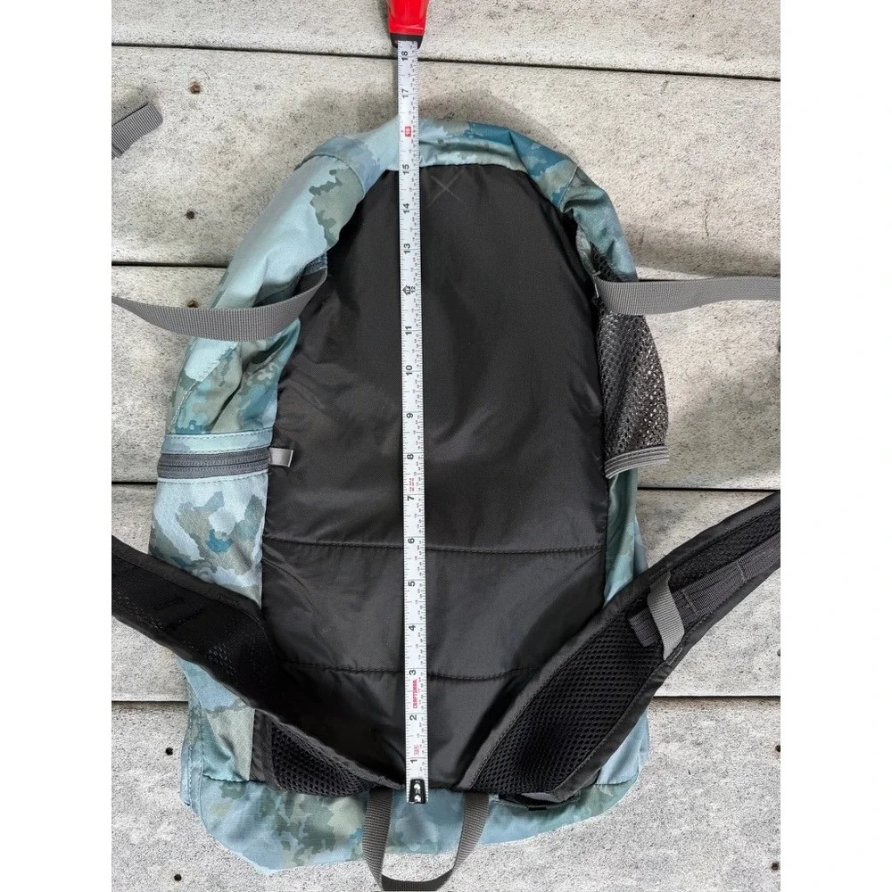 Camelbak overall screen